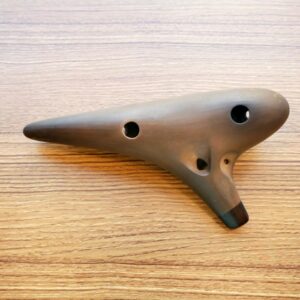 Alternative view of 禾豐窯 12孔陶笛 祥雲 Forte型燻燒 中音C （AC）