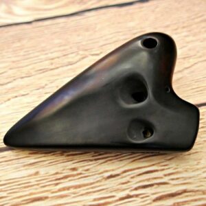 Alternative view of 禾豐窯 雙管陶笛 燻燒 中音C（AC）