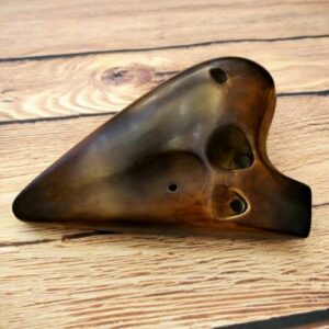 Alternative view of 禾豐窯 雙管陶笛 燻燒 低音G（BG）