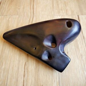 Alternative view of 禾豐窯 雙管陶笛 燻燒 低音C（BC）